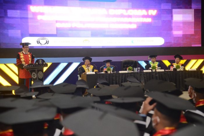 Lantik 590 Wisudawan Poltekip/Poltekim, Menkumham: Harus SIAP Ditempatkan Dimana Saja