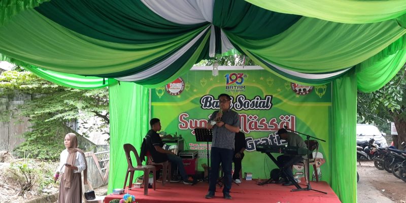 Waka Polsek Lubuk Baja Menghadiri Kegiatan Khitanan Massal Dan Donor Darah Yang Diselenggarakan Oleh P4WB