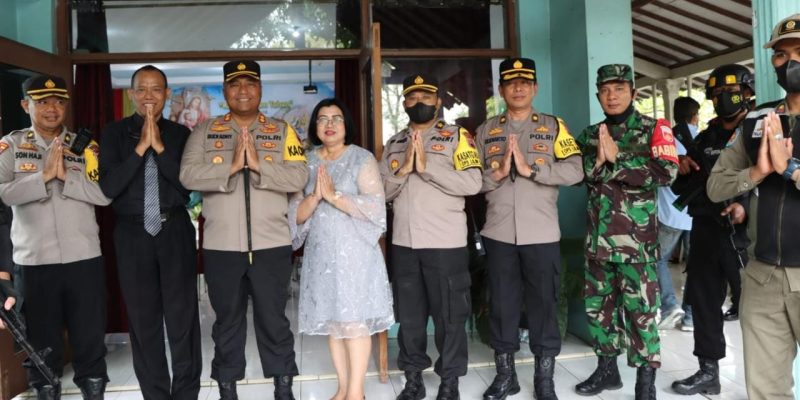 Perayaan Natal dan Tahun Baru, Polres Demak Intensifkan Patroli Gereja