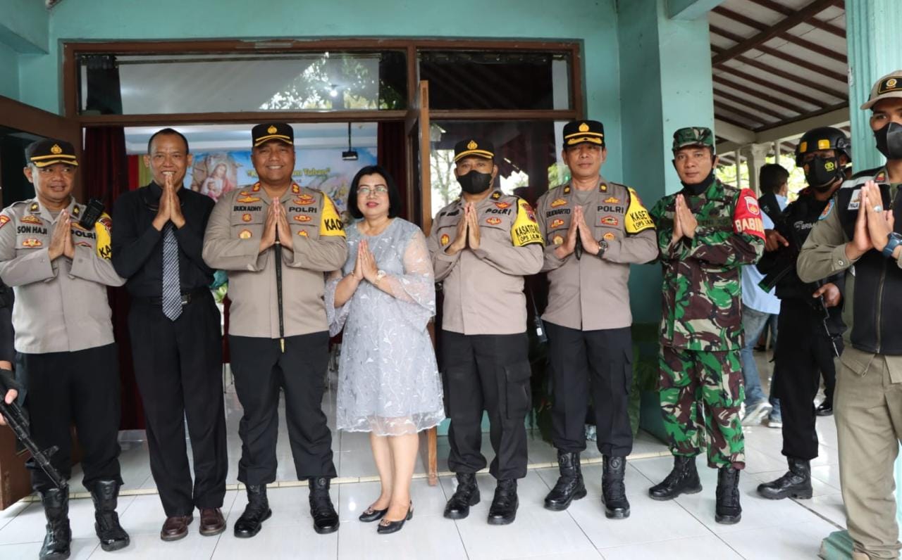 Perayaan Natal dan Tahun Baru, Polres Demak Intensifkan Patroli Gereja