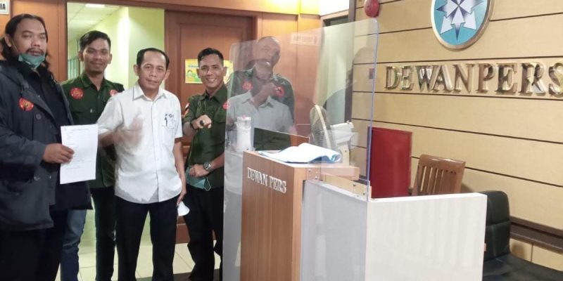 Diduga Pencemaran Nama Baik Lsm Trinusa DPD Banten Klarifikasi Ke Dewan Pers