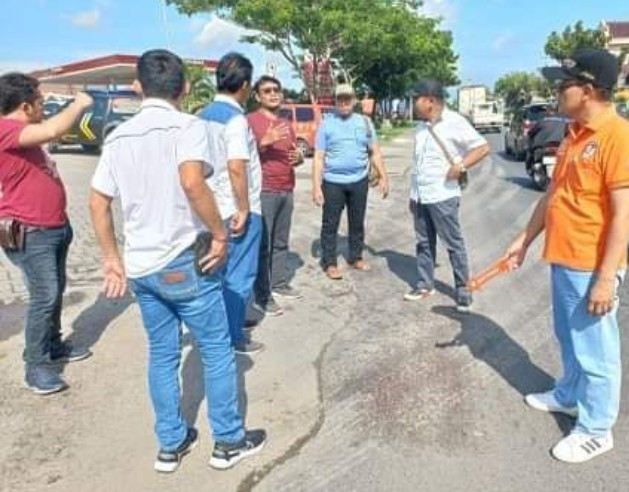Korban Tergeletak Dengan Luka di Leher, Polisi Cek Rekaman CCTV