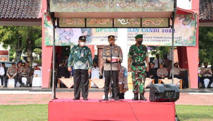 Kapolres Pekalongan Kota Pimpin Apel Gelar Pasukan Ops Lilin Candi 2022