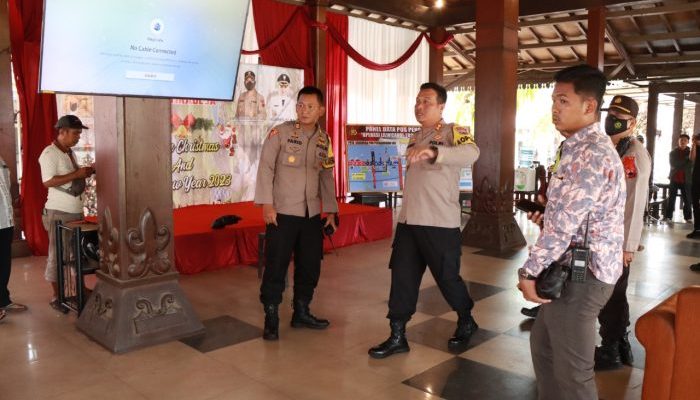 Kapolres Pekalongan Cek Kesiapan Pos Pengamanan Operasi Lilin Candi 2022