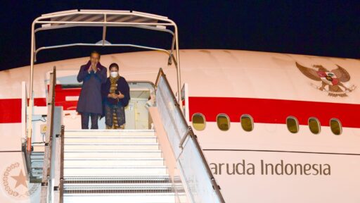 Dari Brussels, Presiden Jokowi dan Ibu Iriana Kembali Bertolak ke Tanah Air