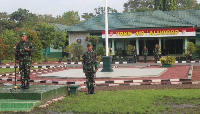 Danyonif 410/Alugoro Blora pimpin Upacara Bendera