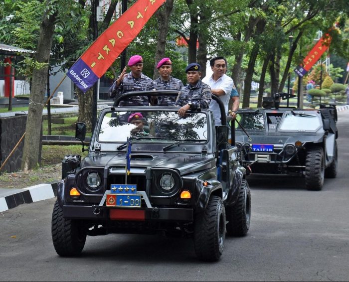 Kasal Ajak Komisi I Kunjungi Sarang Petarung Prajurit Brigif 2 Mar