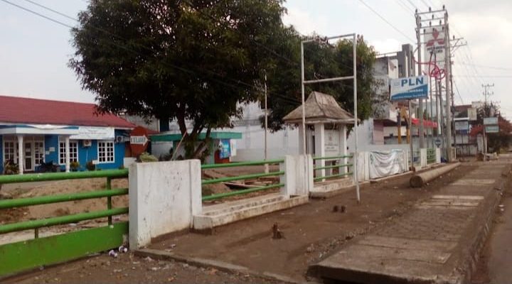 Warga Karang Dapo Muratara Keluhkan Terkait Diduga Pemasangan Amper Baru Tak kunjung Di Pasang