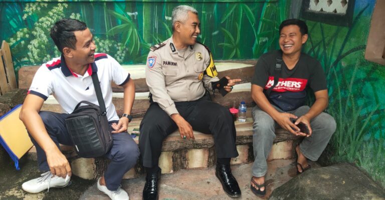 Koordinasi Kamtibmas Antara Bhabin dengan Ketua LPM