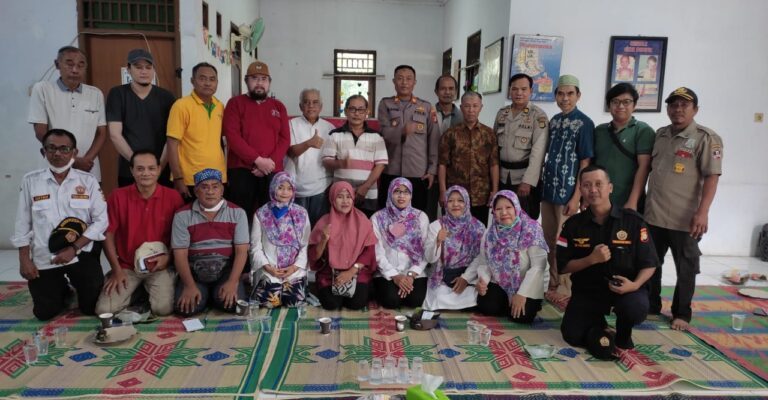 *”Jum’at Curhat”, Wakapolsek Kelapa Dua kunjungi RW.007 Kel. Bencongan Indah Kec. Kelapa Dua Kab. Tangerang