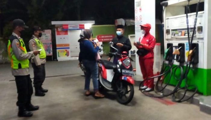 Wujudkan Kondusifitas Keamanan Dengan Patroli Obyek Vital SPBU Saat Malam Jelang Akhir Pekan