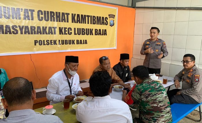 Jum’at Curhat, Kapolsek Lubuk Baja Kompol Budi Hartono: PPK dan Panwascam Lubuk Baja dapat Bersinergi