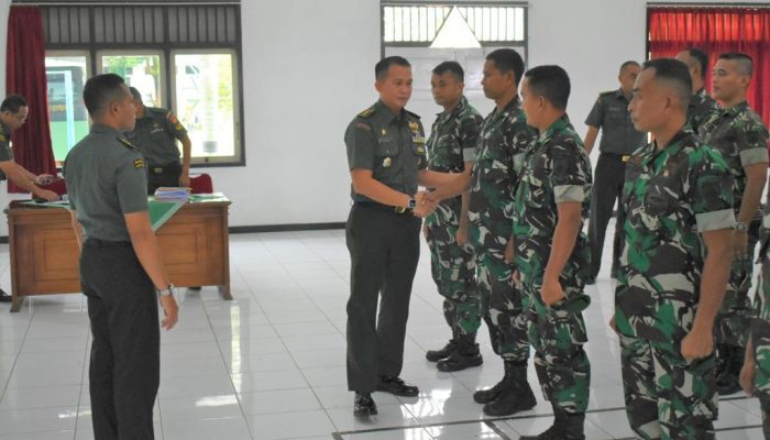 Sebanyak 56 Prajurit Dilepas Danrem Wijayakusuma Tugas Kewilayahan