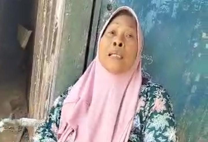 Kisah Pilu Nenek di Desa Wadang, Bojonegoro Tinggal di Rumah berlantai Tanah, Tak Pernah Tersentuh Bansos