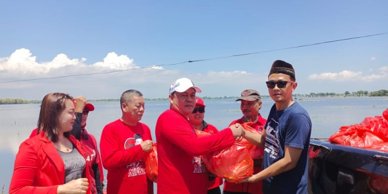 Ketua DPRD PATI Ali Badrudin Partai PDI P Distribusikan Ribuan Paket Sembako di Delapan Desa di Wlayah Pati Selatan