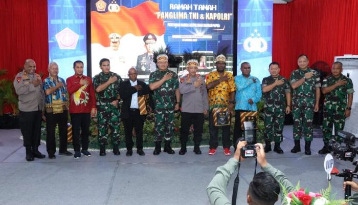Panglima TNI, Kapolri dan Kepala Staf Angkatan Resmikan Gedung Baru Polda Papua