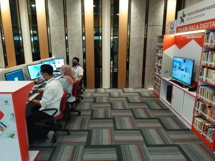 Pojok Baca Digital Hadir Di MAll Pelayanan Publik Siola Surabaya