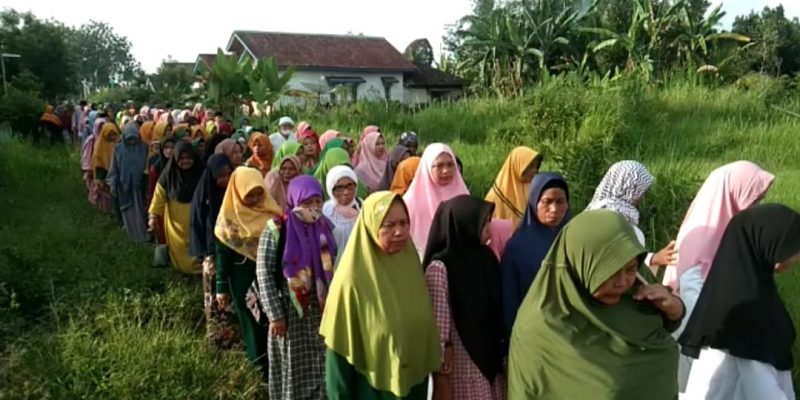 Bupati Hj Ratna Machmud Hadiri Peringatan Isra Mir’aj Se-kabupaten Musi Rawas Di kecamatan Megang Sakti