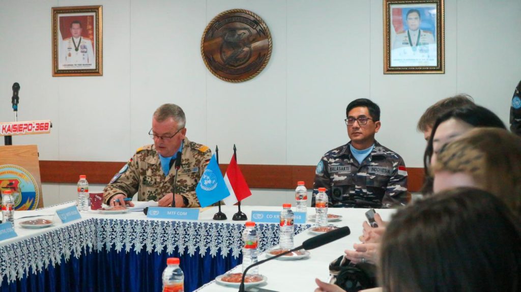 satgas-perdamaian-tni-al-kri-frans-kaisiepo-368-dijuluki-the-power-host-of-mtf