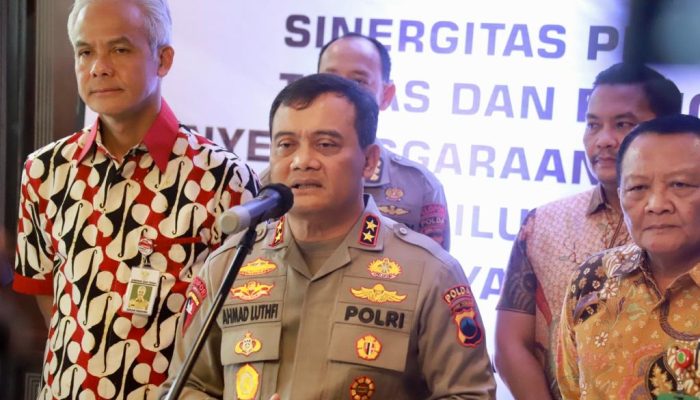 Polda Jateng Jalin MoU dengan KPU dan Bawaslu Propinsi Jateng, Jalin Sinergitas Pentahapan Pilkada Serentak 2024