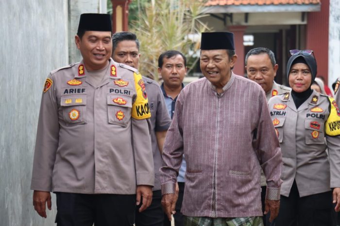 Silaturahmi ke Ketua MUI Kab. Pekalongan, Kapolres Ajak Sinergi Tokoh Agama Jaga Kamtibmas Jelang Pemilu 2024