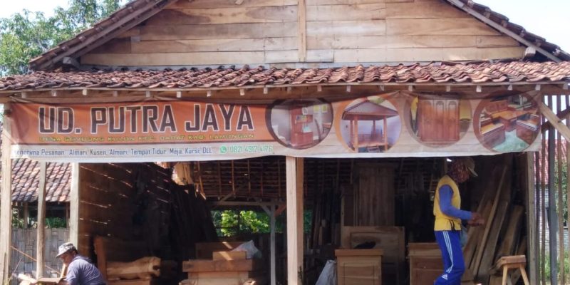 Mau Furniture Berkualitas Harga Merakyat, Ya Di UD. Putra Jaya