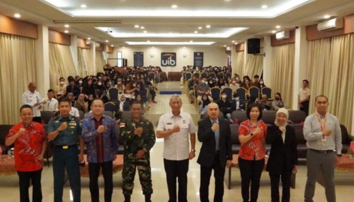 Danlantamal IV Dampingi Sesjen Watannas RI Berikan Kuliah Umum di Kampus UIB Batam