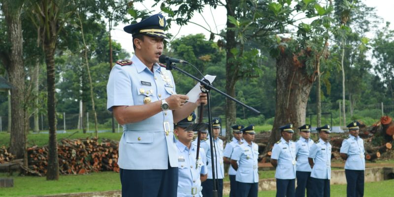 Skadik 502 Tutup Sejurba Hukum A-13 dan Bintal A-10