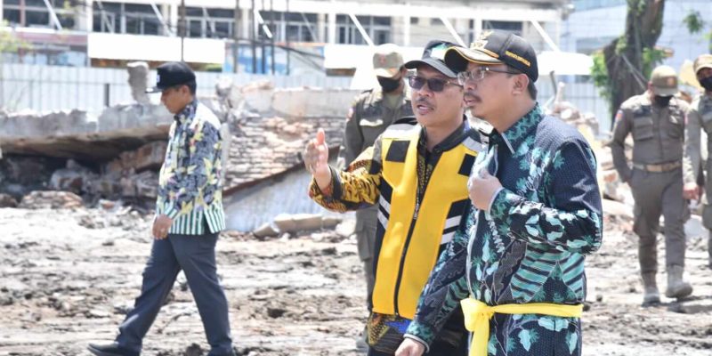 Optimis Selesai Tepat Waktu, Bupati Gus Muhdlor Pantau Progres Proyek Flyover Aloha