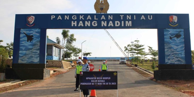 Memperingati HUT TNI AU Ke – 77, Satpomau Lanud Hang Nadim Gelar Operasi Penegakan Ketertiban