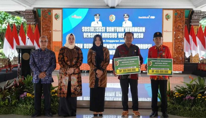 146 Desa di Kabupaten Mojokerto Terima Bantuan Keuangan Rp.63,5 Miliar