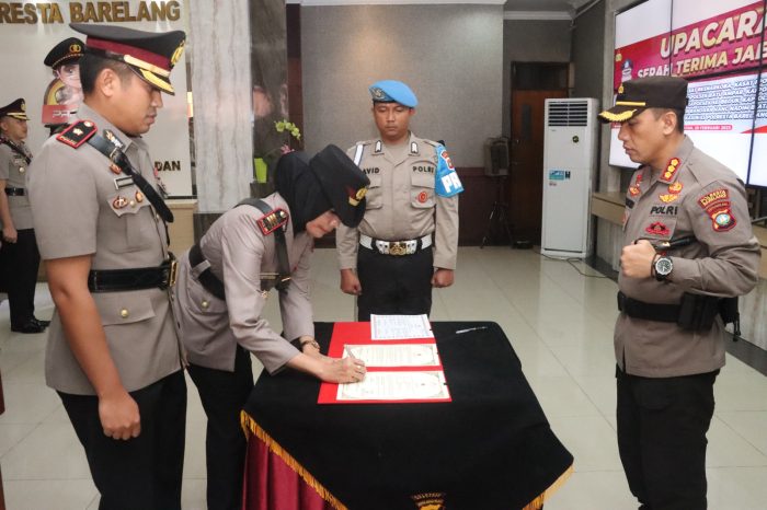 Kapolresta Barelang Pimpin Sertijab, AKP Betty Novia Resmi Jadi Kapolsek Batam Kota