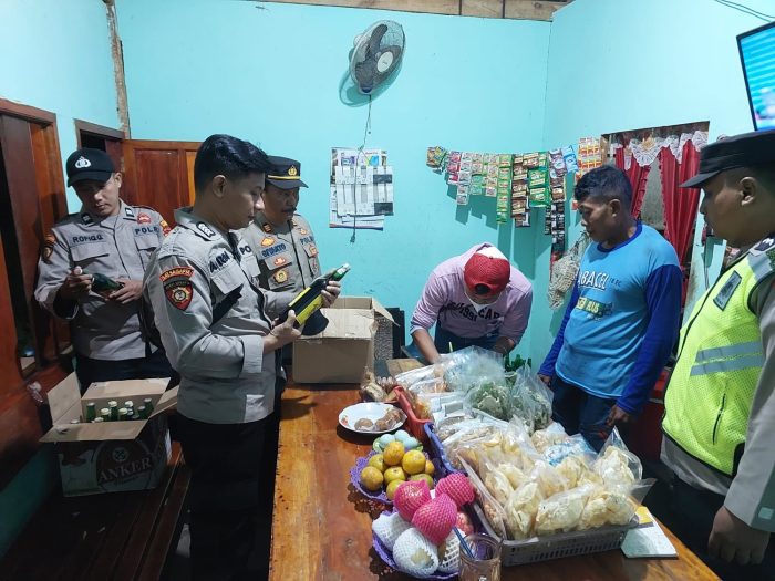 Menjelang Bulan Ramadhan, Polsek Karanganyar Laksanakan Razia Miras
