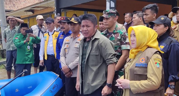 Gubernur Sumsel Meninjau Langsung Banjir Muara Kelingi