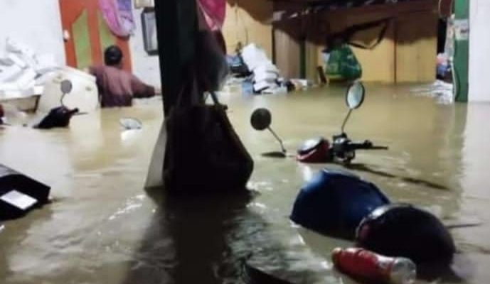 Diguyur Hujan 2 Jam, Rumah dan Persawahan Warga Wudi Banjir Setinggi 100 Cm