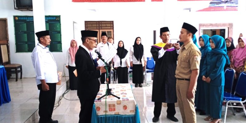 KADES PAJARAN MELANTIK ANAS KHOIRUDIN SEBAGAI KASI KESRA