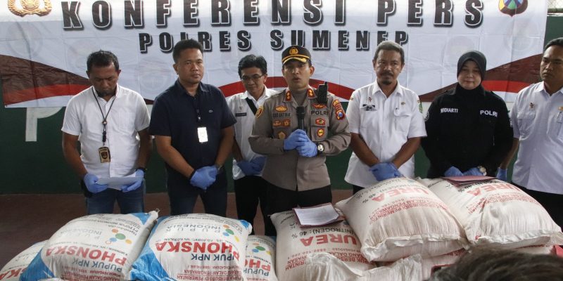 Polres Sumenep Ungkap Penyelundupan 18 Ton Pupuk Bersubsidi, Dua Tersangka Berhasil Diamankan