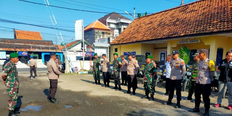 Amankan Bulan Ramadhan 1444 H, Polsek Sampang Dan Koramil 0828/01 Sampang Laksanakan Apel Gabungan