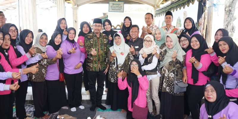 Acara Ruwah Desa Momen Warga Bisa Wadul Langsung ke Bupati Gus Muhdlor
