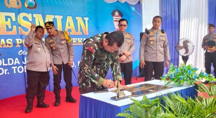 Kapolda Jatim Resmikan Gedung Satpas SIM di Polres Pamekasan