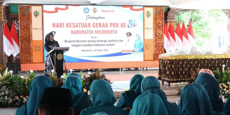 Buka Peringatan HKG PKK Ke-51 Kabupaten Mojokerto, Bupati Ikfina Minta Rencana Strategis PKK Jadi Pedoman Pelaksanaan Program