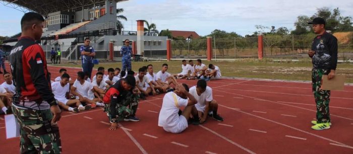 Danlanud Hang Nadim Lihat Langsung Jalannya Tes Samapta Casis Bintara PK TNI AU Gel I TA 2023