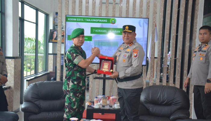 Silaturahmi Kapolda Kepri Ke KOREM 033/WP dan KODIM 0315