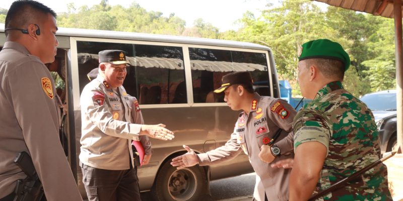 Kapolda Kepri dan FKPD Lakukan Konferensi Pers Dalam Rangka Penegakan Hukum di Kampung Aceh Batam