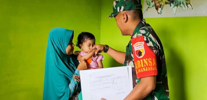 Kodim Bojonegoro salurkan Bantuan Nutrisi dari Kasad untuk Anak Stunting