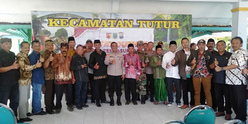 Wujudkan Kedekatan Polri Dengan Masyarakat, Polres Pasuruan Menggelar Kegiatan Jum’at Curhat Bersama Masyarakat Tutur