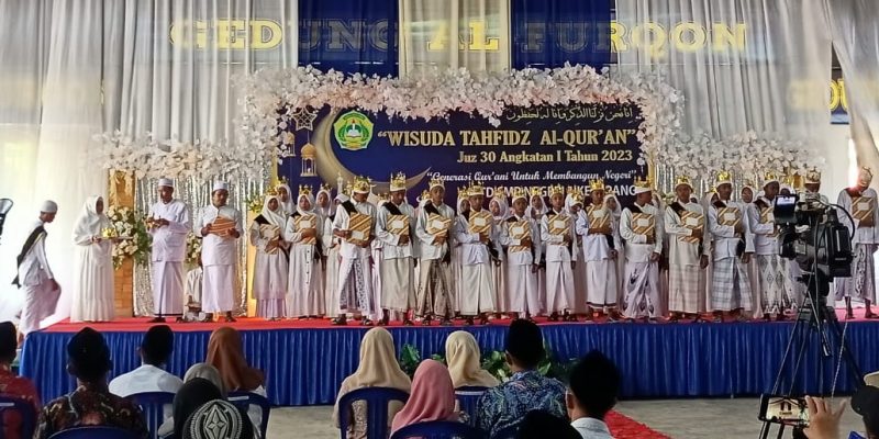 Gelar Wisuda Tahfiz Al-Qur’an, SMPN 1 Ketapang Ingin Cetak Generasi Qur’ani Bangun Negeri