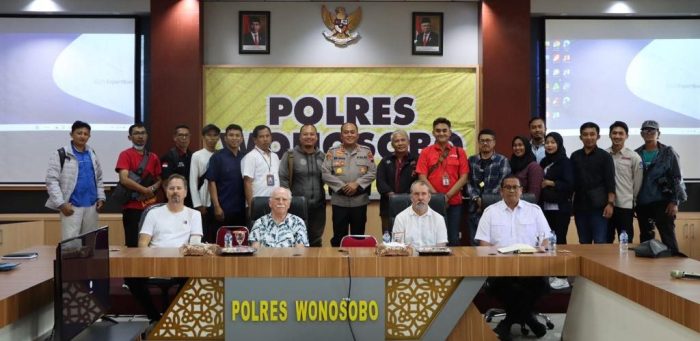 Tingkatkan Kemampuan Wawancara Investigatif, Kasubbid Multimedia Bidhumas Polda Kalteng Studi Banding ke Polres Wonosobo
