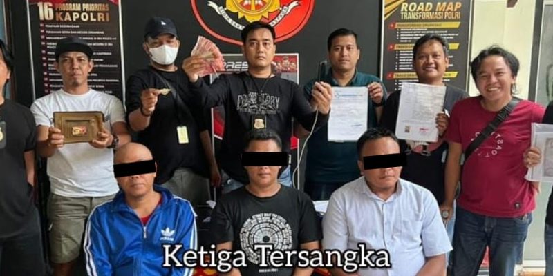 Ungkap Kasus Dalam Perkara TP. Pemerasan yang mengatasnamakan Forum “Watch Relation Corruption” (WRC) dari Polda Sumsel.