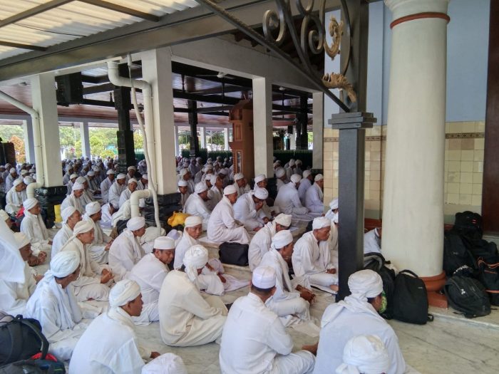 TAWASSUL AKBAR RUWAHAN Thoriqoh Asy-Syahadatain Se-Indonesia Tahun 1444 H – 2023 M